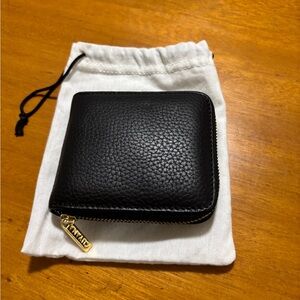 Cuyana small wallet